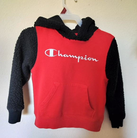 Champion Other - Champion pullover hooded hoodie sweatshirt boys toddler size 5 red black sherpa